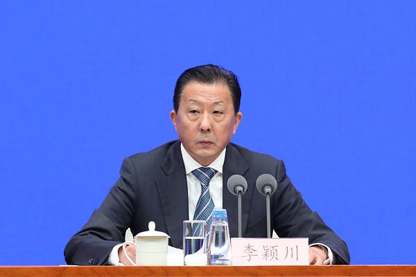 舔脚心的视频vk