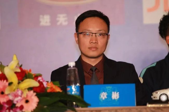 在线午夜影院