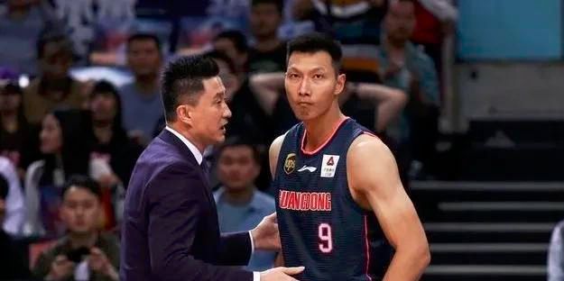 丝袜老师让我了一夜动图